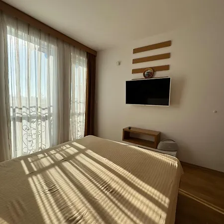 Nemo's - Sunny Apartment *