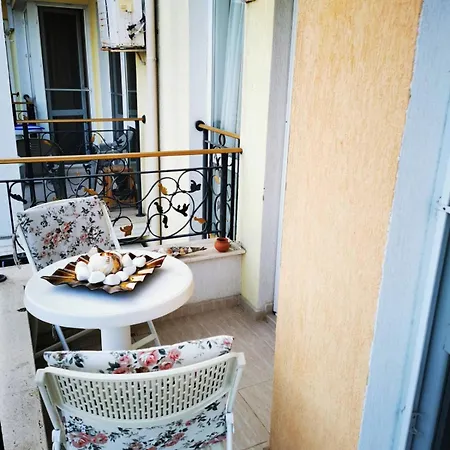 Nemo's - Sunny Апартаменти